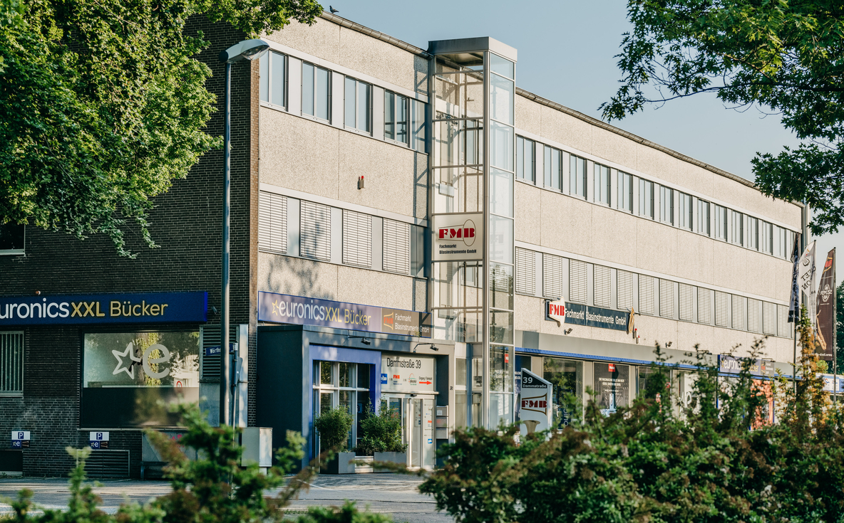 EURONICS XXL Bücker in Gütersloh, Dammstraße 39